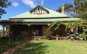 Butterfly Farm Bed And Breakfast Nirranda